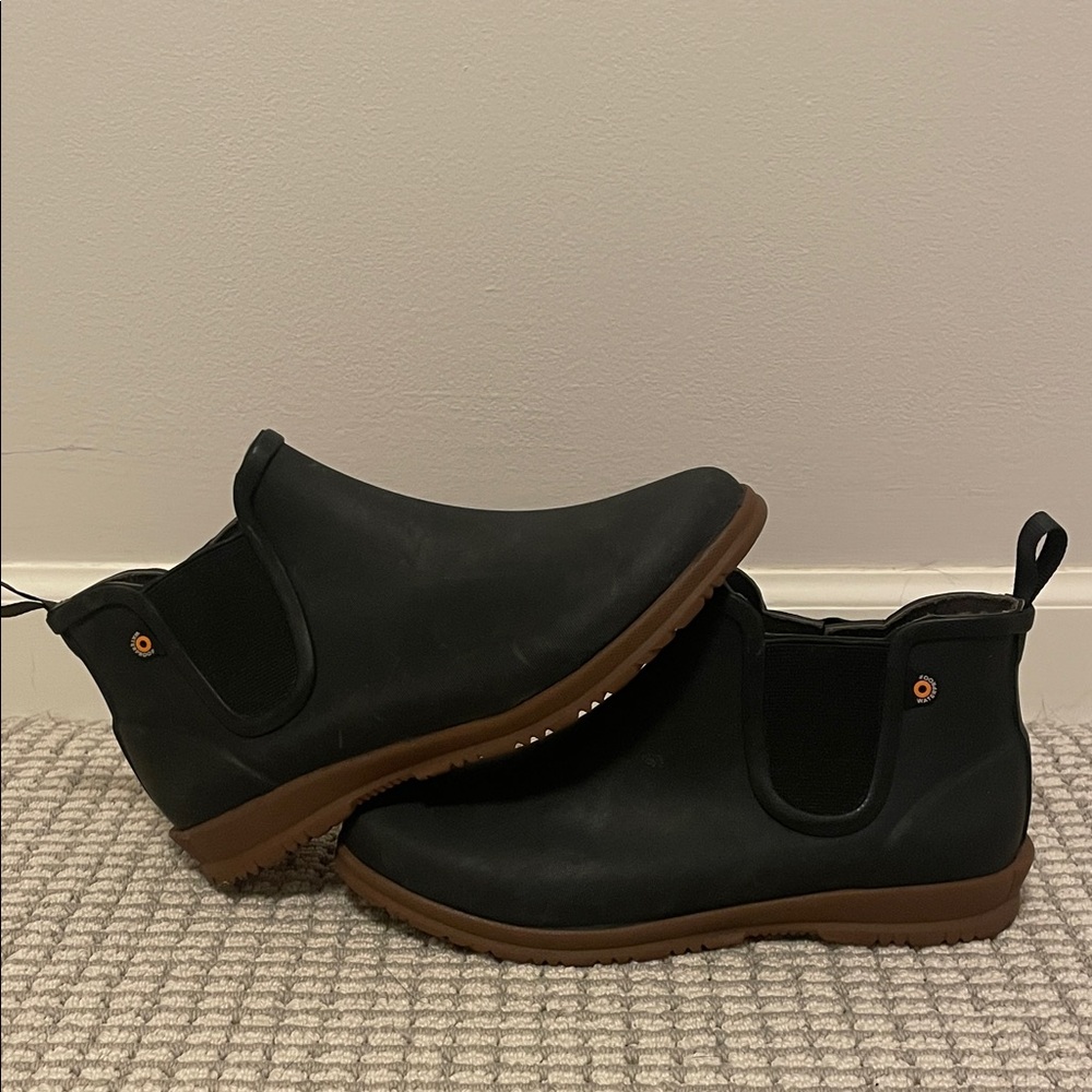 Bogs Sweet Pea Boot Black Women Size 6 100% Waterproof Bloom Eco Footbed